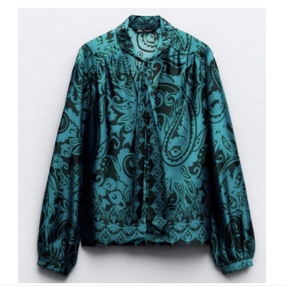 🆕️ Zara Oversized Satin Printed Tie Shirt - Picture 2 of 3